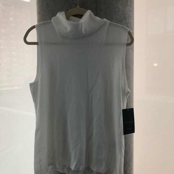 NWT Turtleneck top - Picture 2 of 4